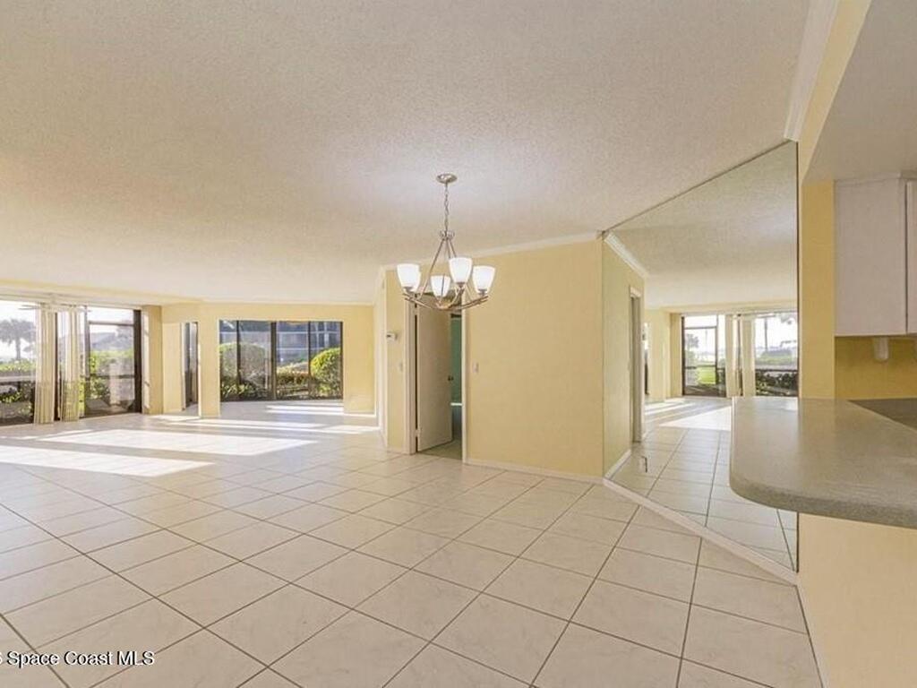 1821 Mooringline Drive, Vero Beach, FL 32963