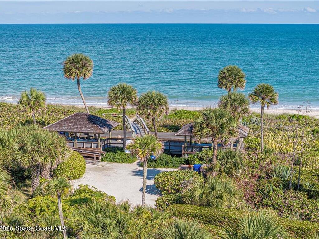 1821 Mooringline Drive, Vero Beach, FL 32963