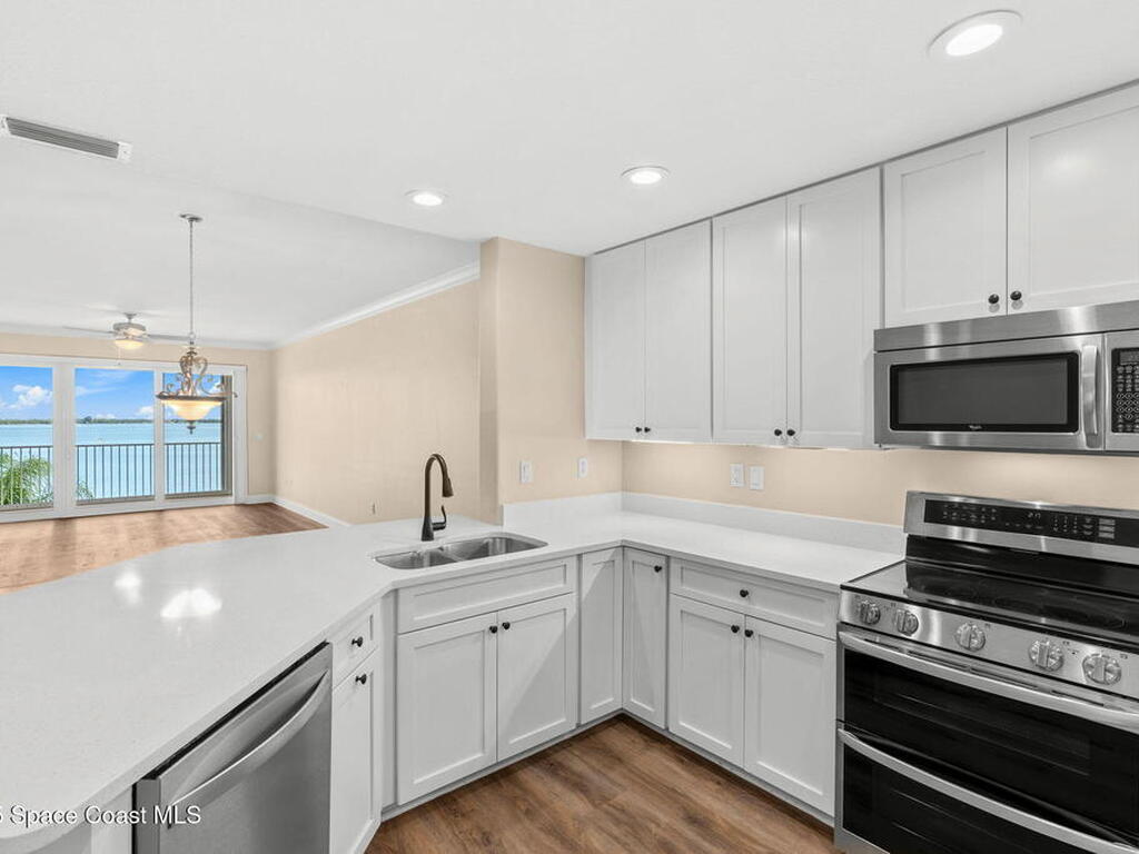 4007 N Harbor City Boulevard, Melbourne, FL 32935