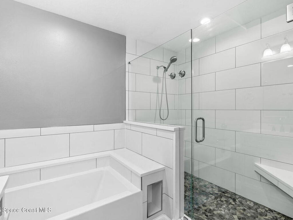 4007 N Harbor City Boulevard, Melbourne, FL 32935