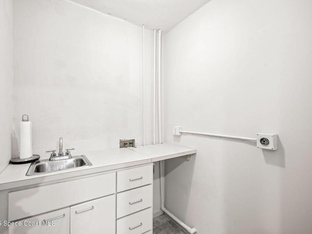 255 Fortenberry Road, Merritt Island, FL 32952