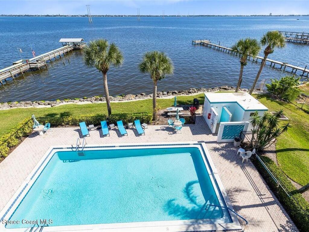 3901 Dixie Highway, Palm Bay, FL 32905