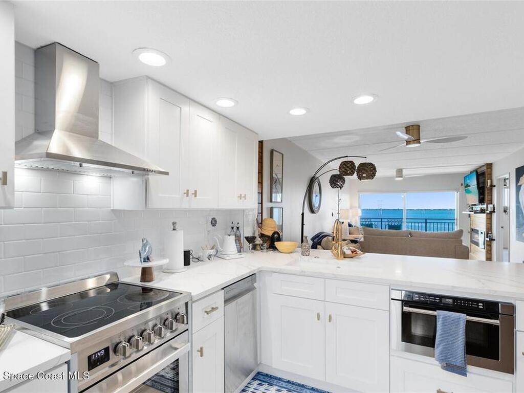 3901 Dixie Highway, Palm Bay, FL 32905