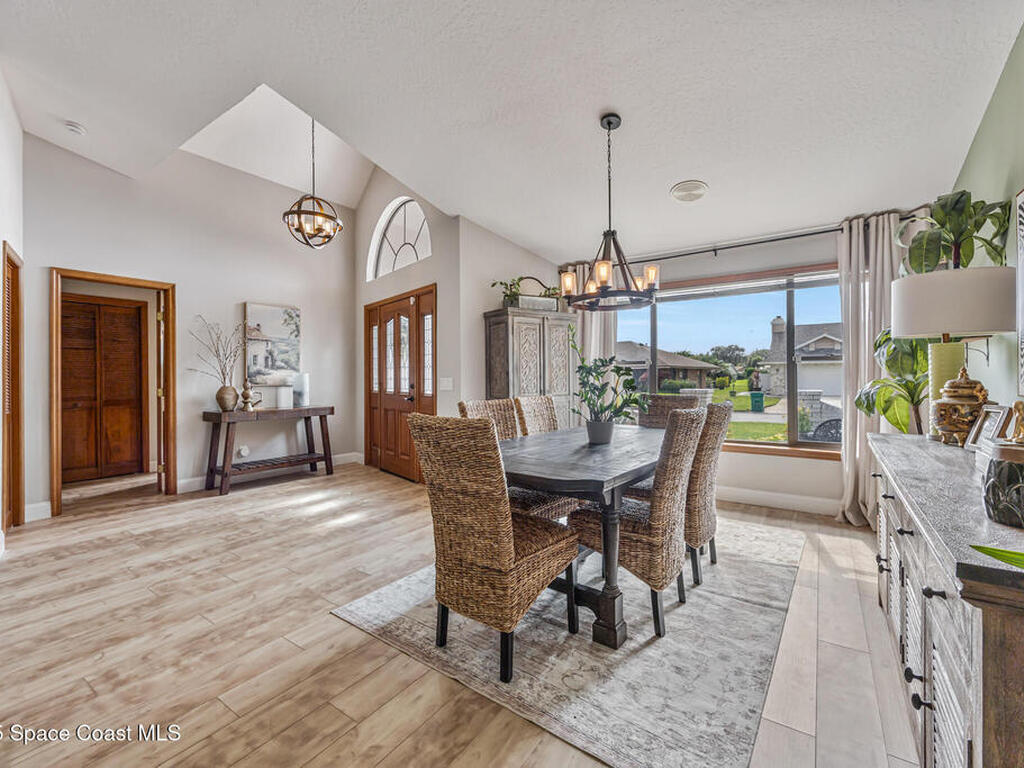 1254 Silver Lake Drive, Melbourne, FL 32940