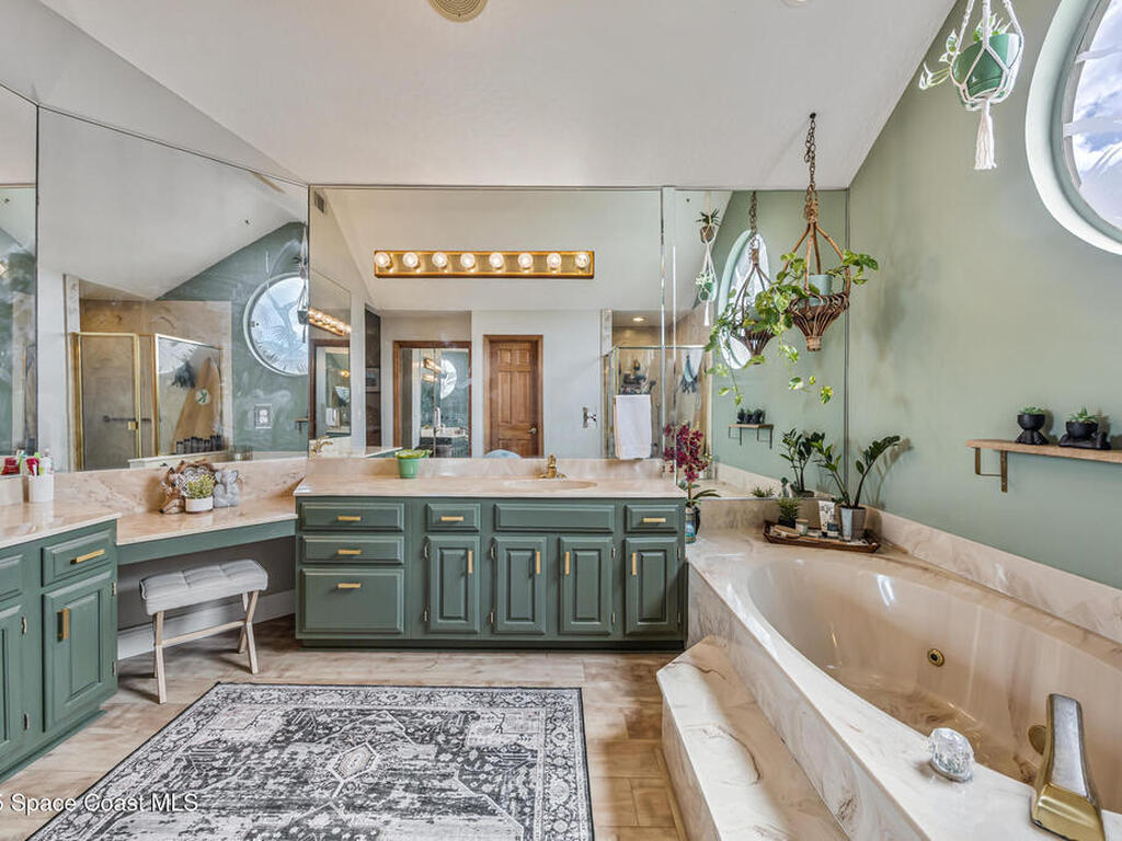 1254 Silver Lake Drive, Melbourne, FL 32940