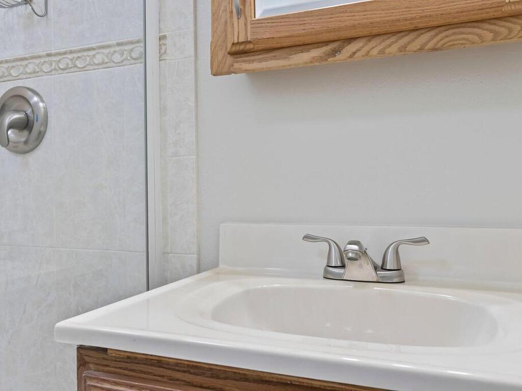 2800 Indian River Boulevard, Vero Beach, FL 32960