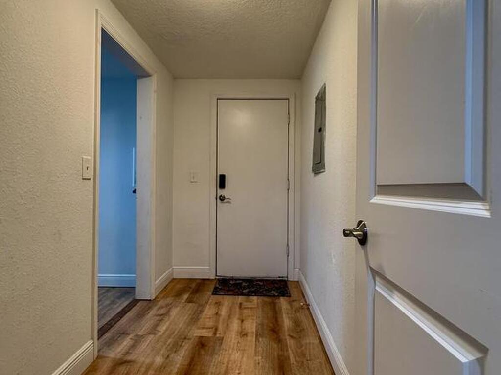 826 Newfound Harbor Drive, Merritt Island, FL 32952