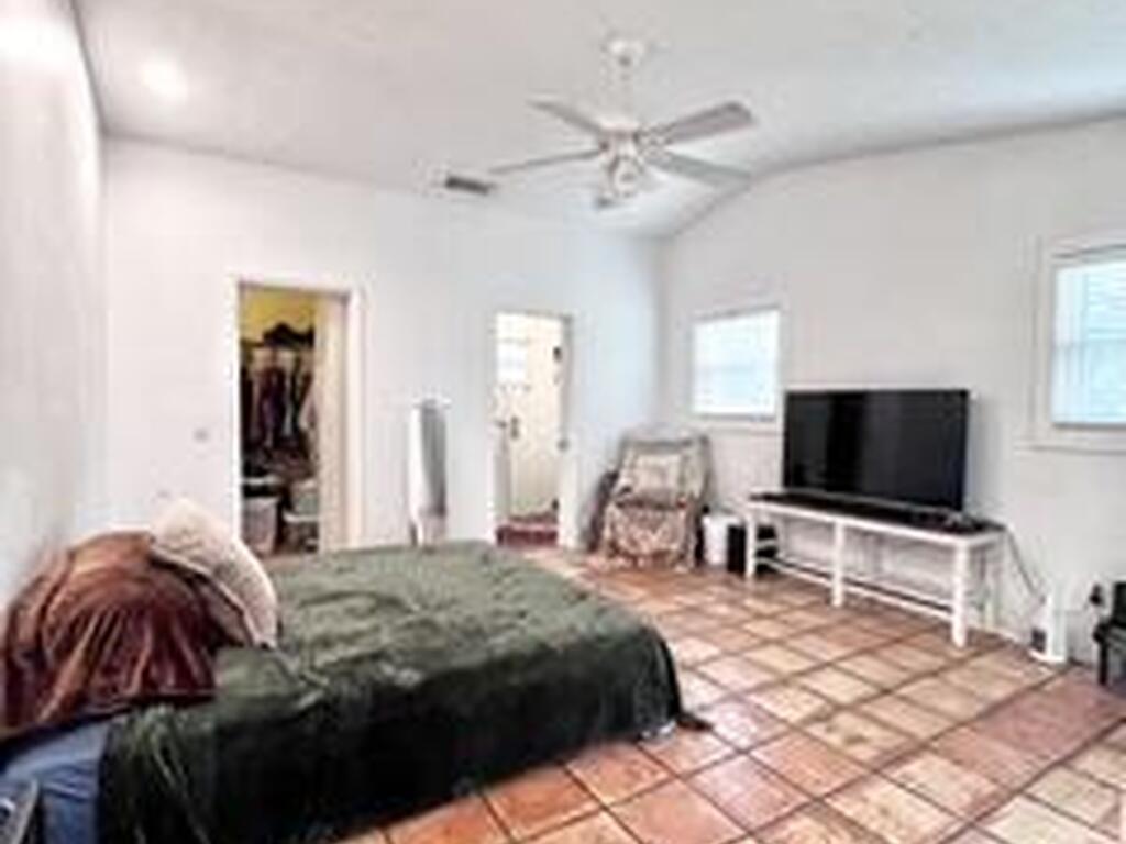 5106 Seagrape Drive, Fort Pierce, FL 34982