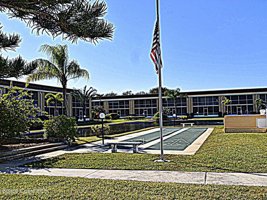 2135 N Courtenay Parkway, Merritt Island, FL 32953