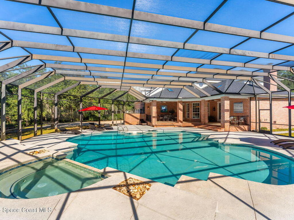 5585 Willoughby Drive, Melbourne, FL 32934