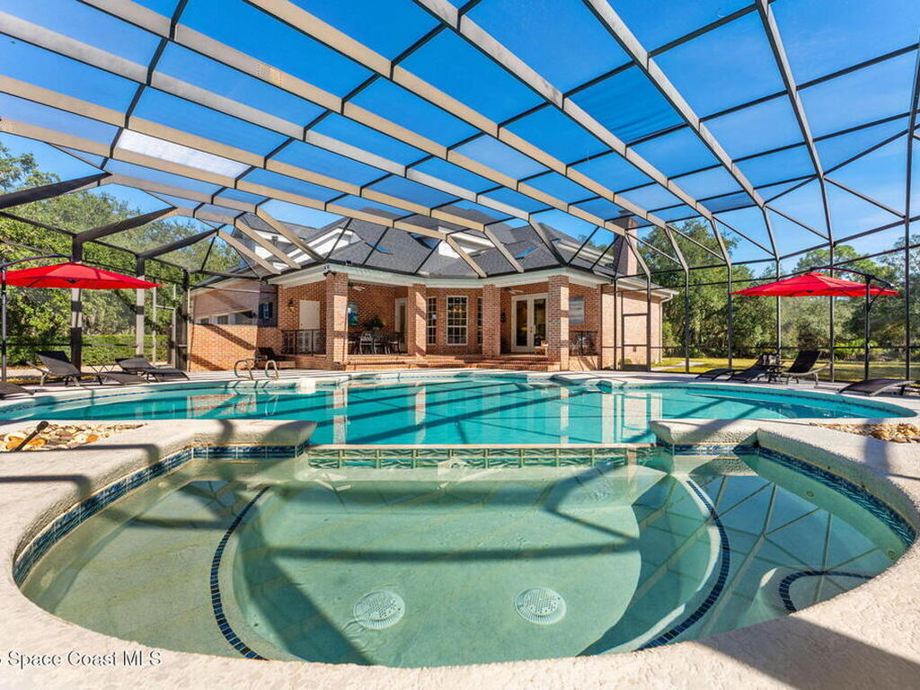 5585 Willoughby Drive, Melbourne, FL 32934