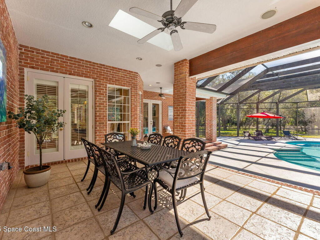 5585 Willoughby Drive, Melbourne, FL 32934