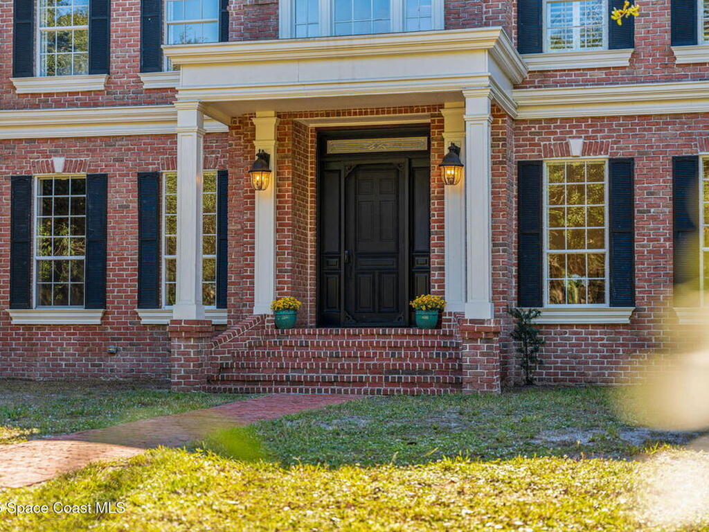 5585 Willoughby Drive, Melbourne, FL 32934