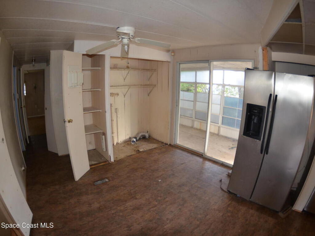 1056 Wren Circle, Barefoot Bay, FL 32976