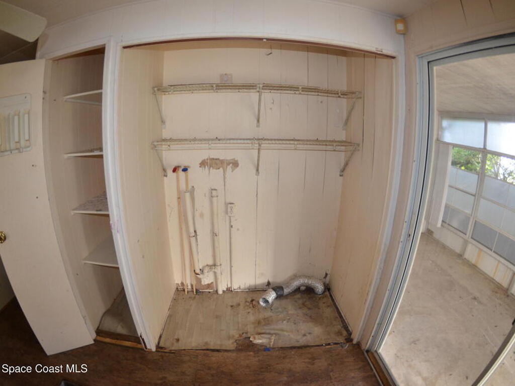 1056 Wren Circle, Barefoot Bay, FL 32976