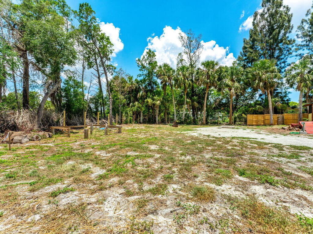 7680 Highway 1, Micco, FL 32976