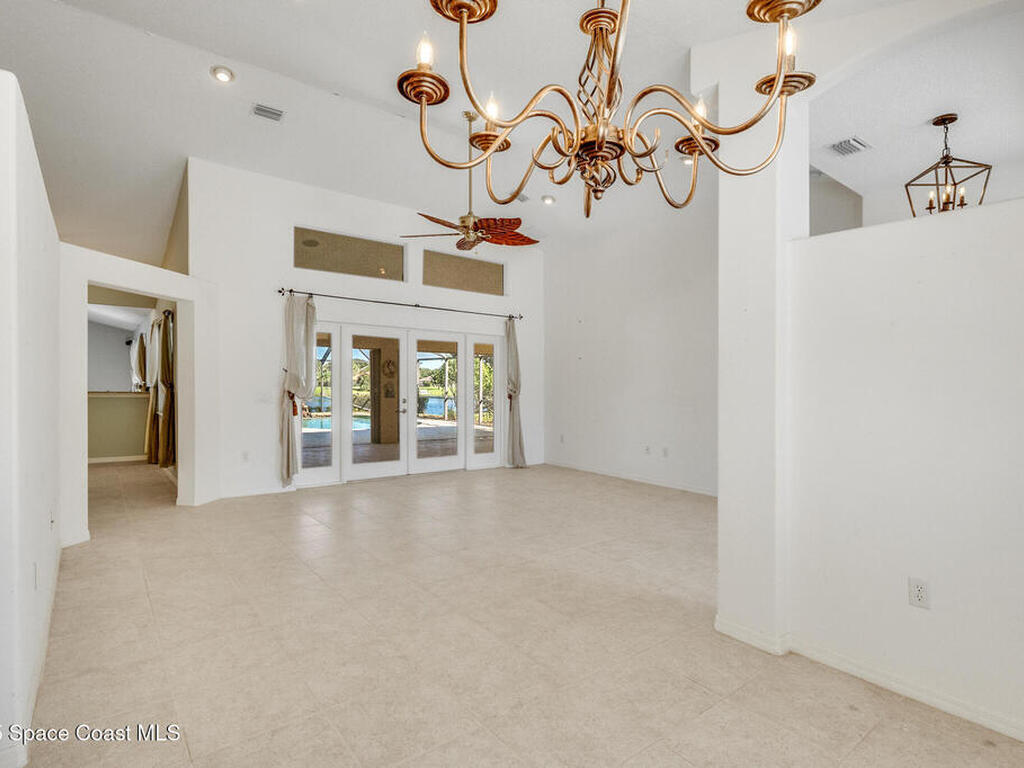 1519 Eagles Circle, Sebastian, FL 32958