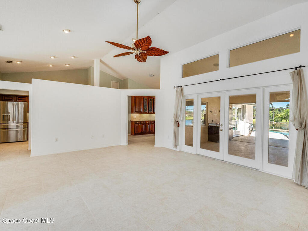 1519 Eagles Circle, Sebastian, FL 32958