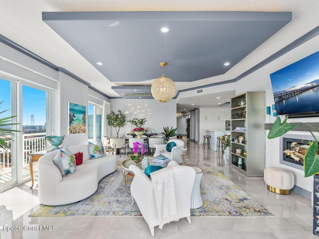 1465 S Harbor City Boulevard, Melbourne, FL 32901