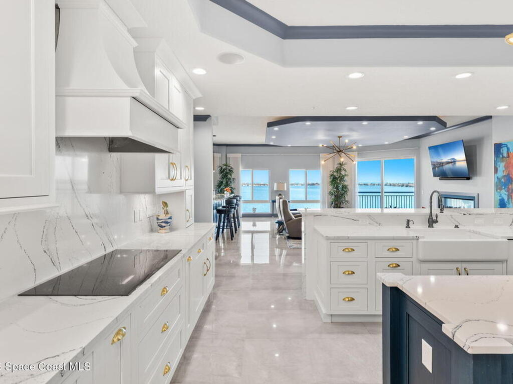 1465 S Harbor City Boulevard, Melbourne, FL 32901