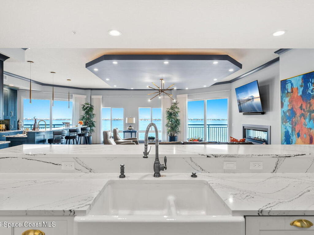 1465 S Harbor City Boulevard, Melbourne, FL 32901