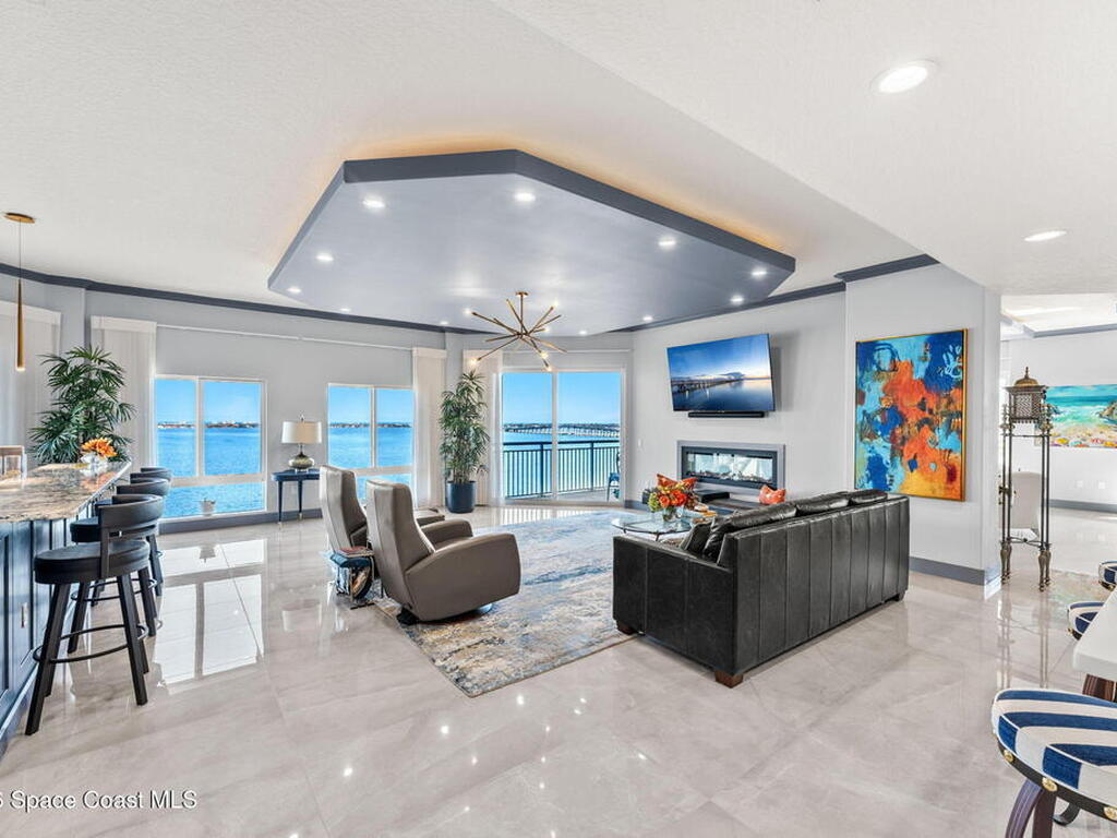 1465 S Harbor City Boulevard, Melbourne, FL 32901