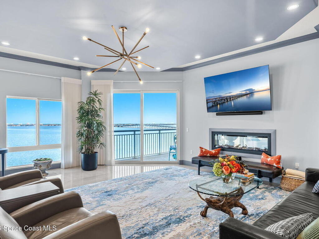 1465 S Harbor City Boulevard, Melbourne, FL 32901