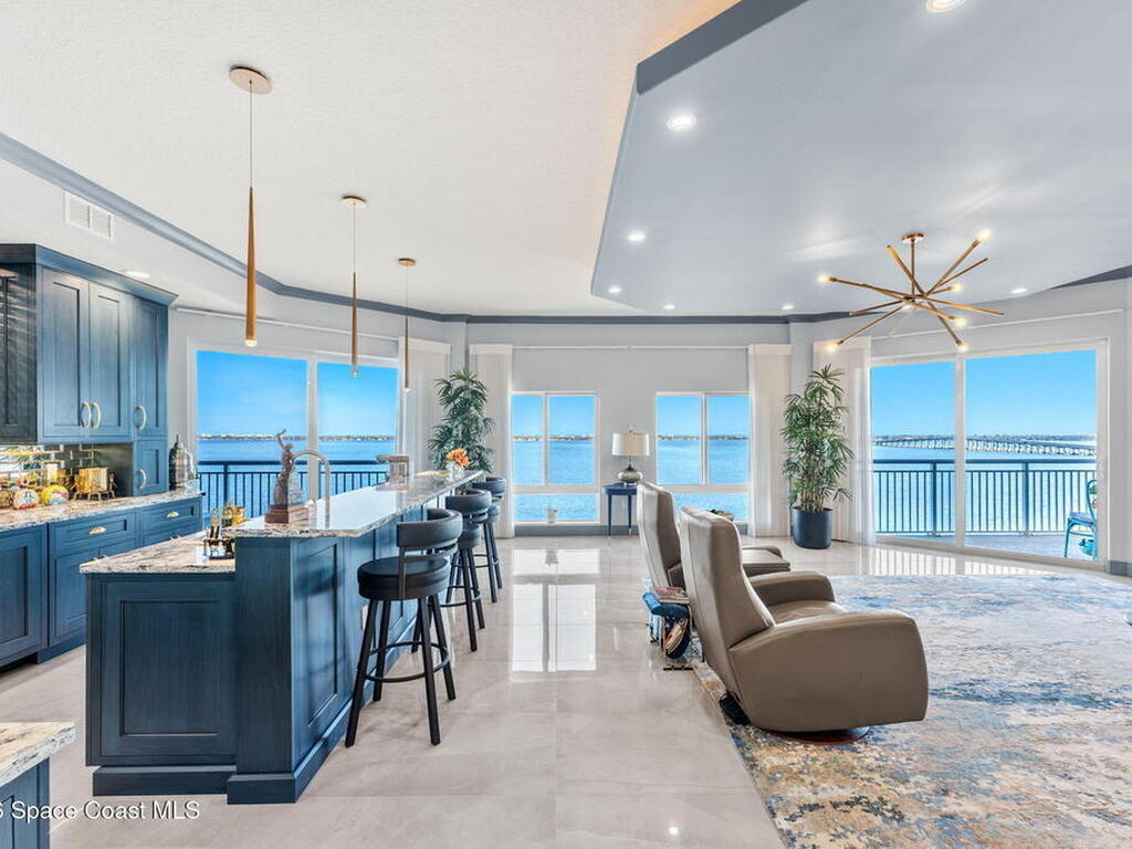 1465 S Harbor City Boulevard, Melbourne, FL 32901