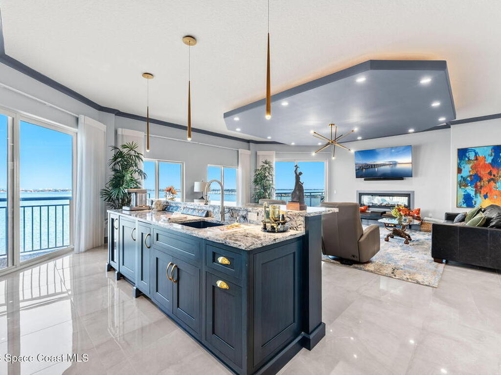 1465 S Harbor City Boulevard, Melbourne, FL 32901