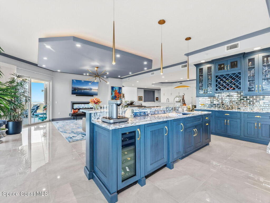 1465 S Harbor City Boulevard, Melbourne, FL 32901