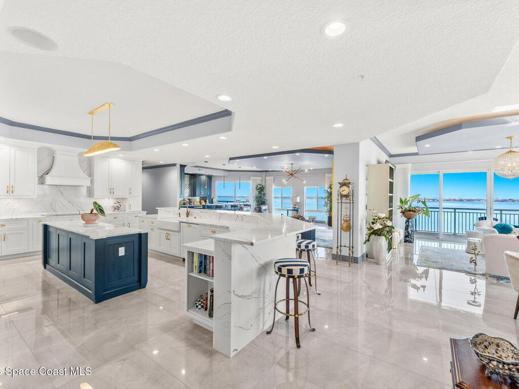 1465 S Harbor City Boulevard, Melbourne, FL 32901