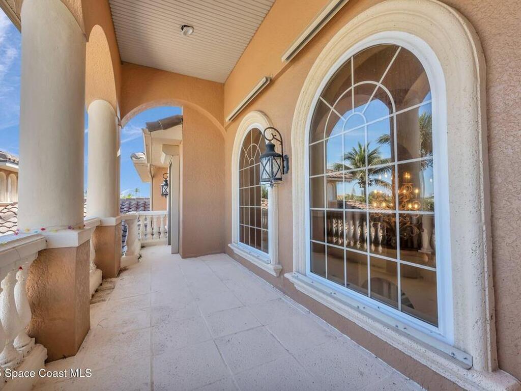 7 Cove View Court, Cocoa Beach, FL 32931