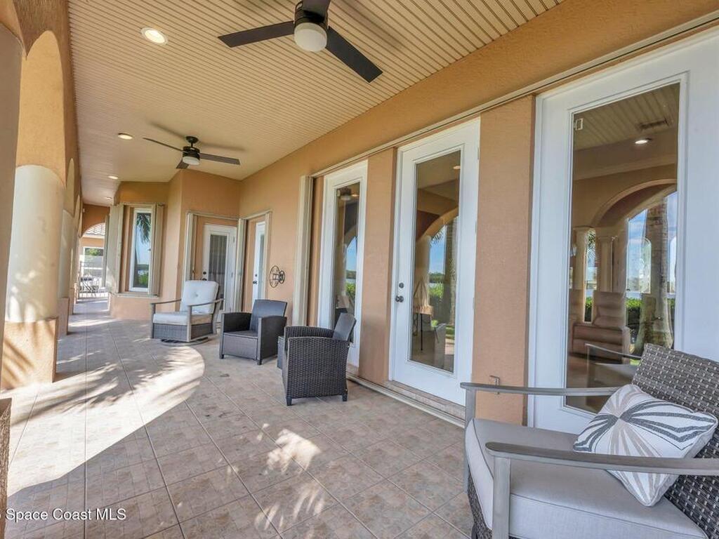 7 Cove View Court, Cocoa Beach, FL 32931