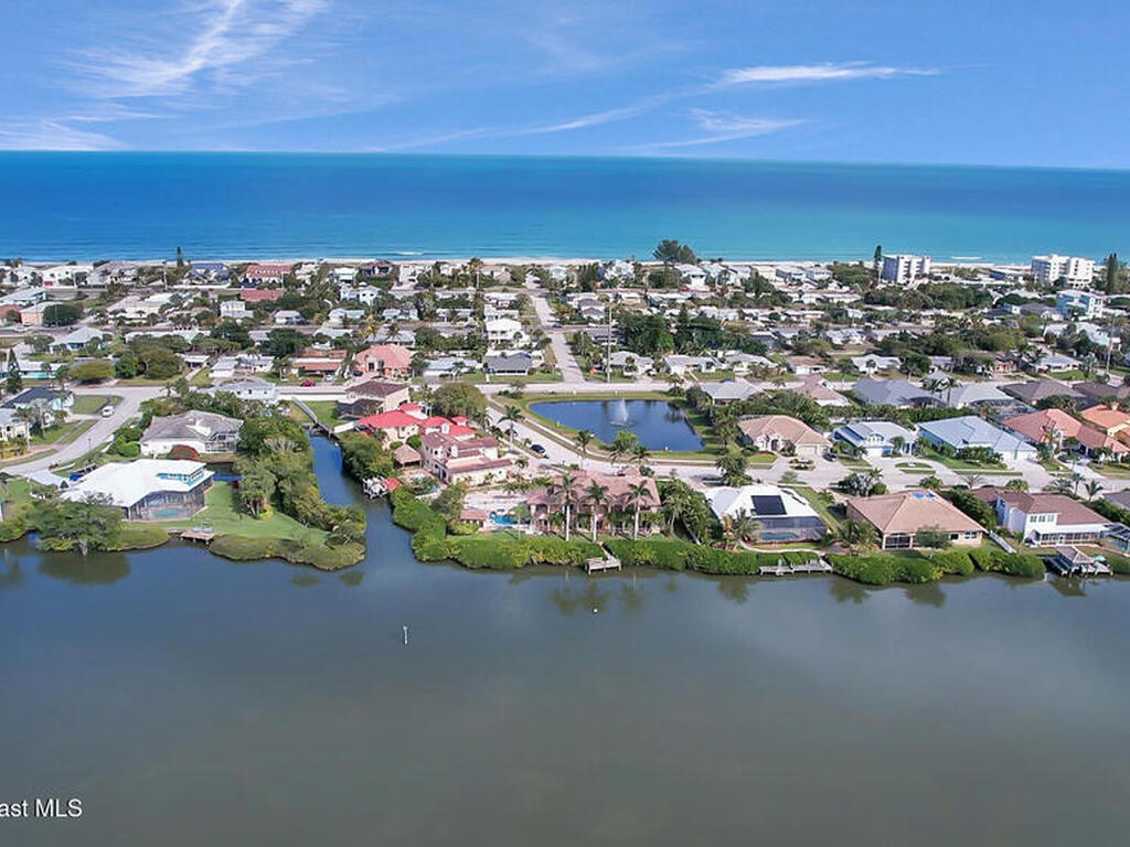 7 Cove View Court, Cocoa Beach, FL 32931