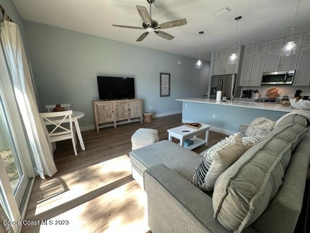 833 Paddleboard Court, Melbourne, FL 32935