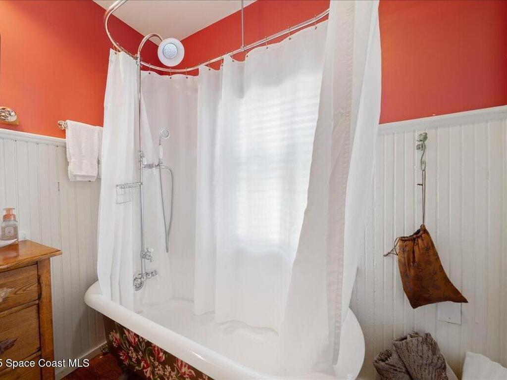 241 N Indian River Drive, Cocoa, FL 32922