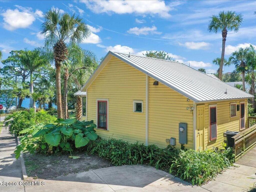 241 N Indian River Drive, Cocoa, FL 32922