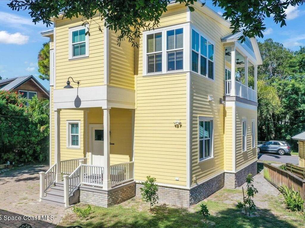 241 N Indian River Drive, Cocoa, FL 32922