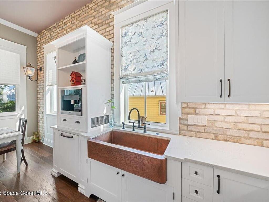 241 N Indian River Drive, Cocoa, FL 32922