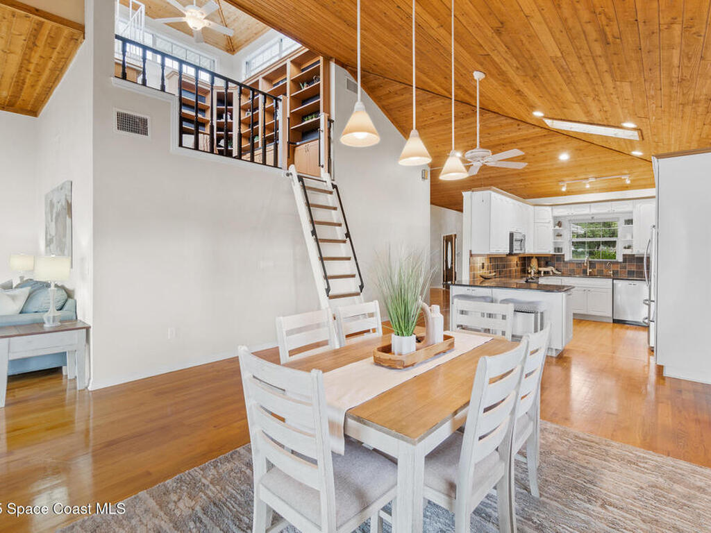 940 W Whitmire Drive, Melbourne, FL 32935