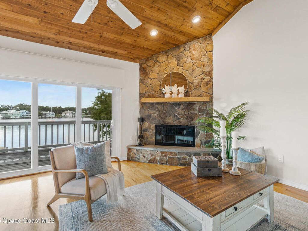 940 W Whitmire Drive, Melbourne, FL 32935