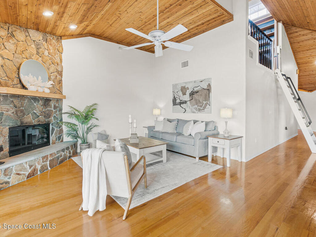 940 W Whitmire Drive, Melbourne, FL 32935