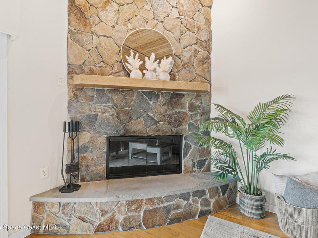 940 W Whitmire Drive, Melbourne, FL 32935