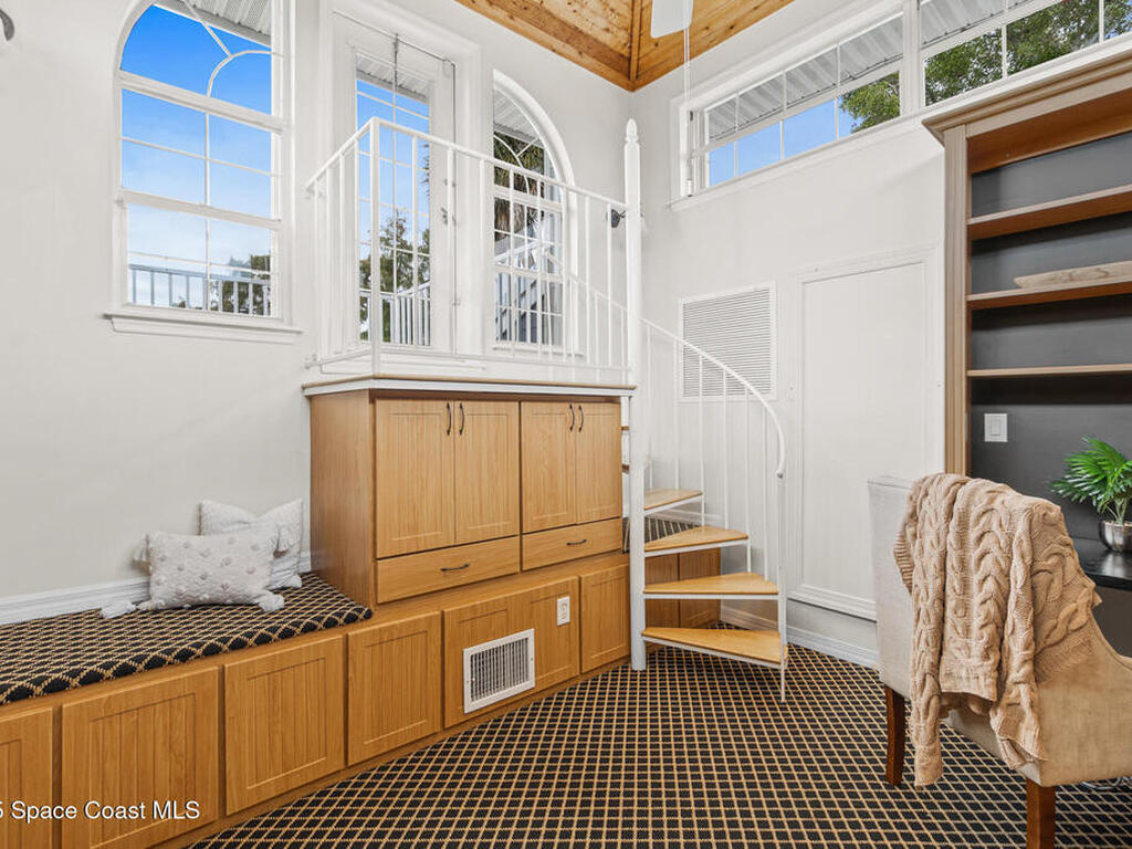 940 W Whitmire Drive, Melbourne, FL 32935