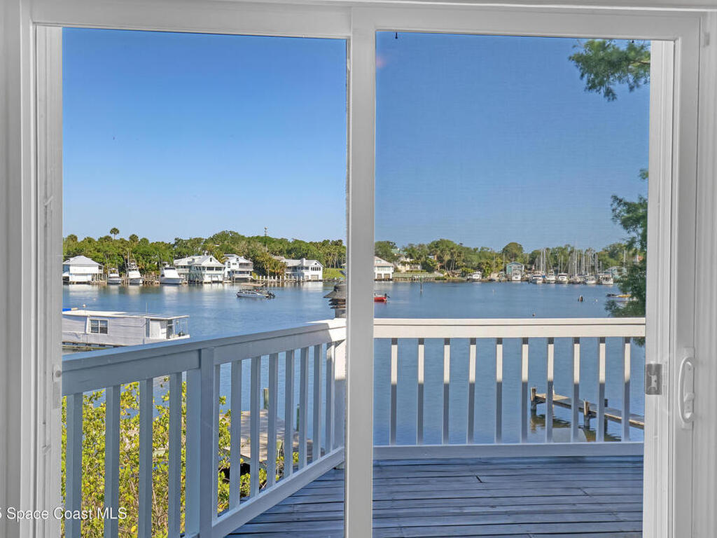 940 W Whitmire Drive, Melbourne, FL 32935