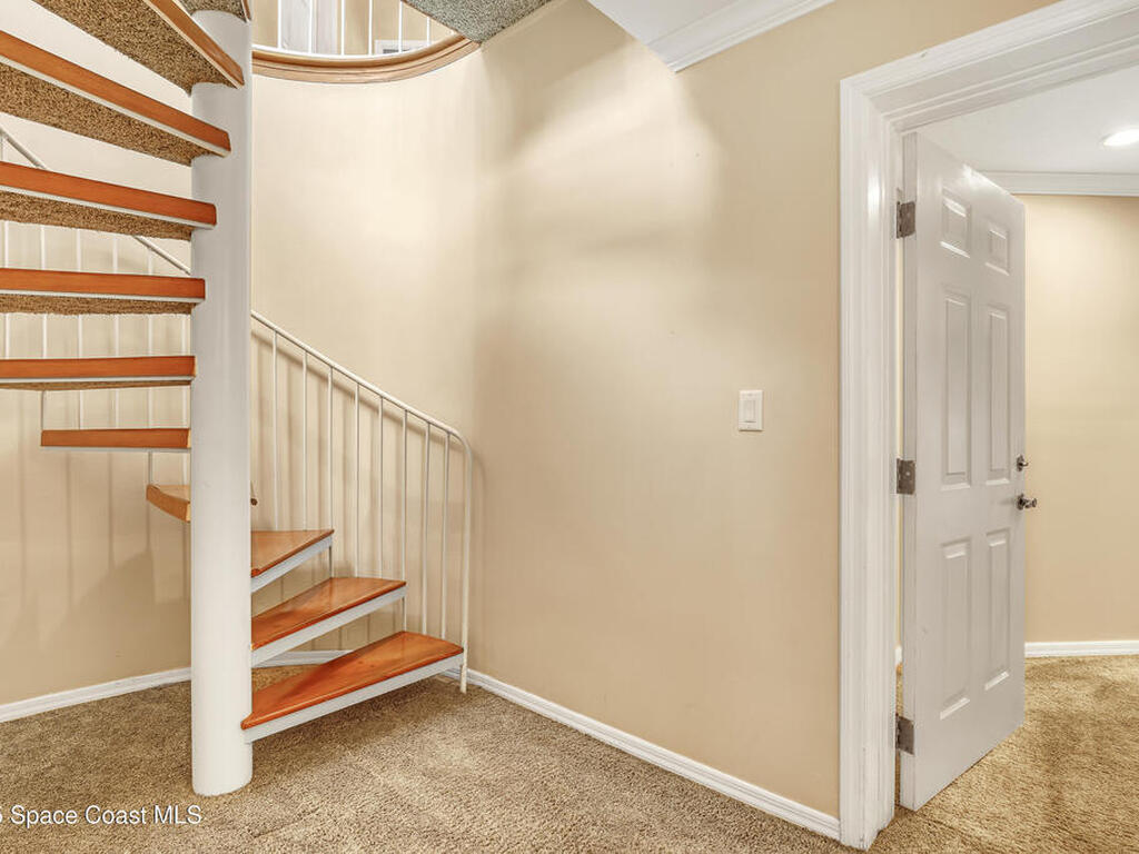 940 W Whitmire Drive, Melbourne, FL 32935