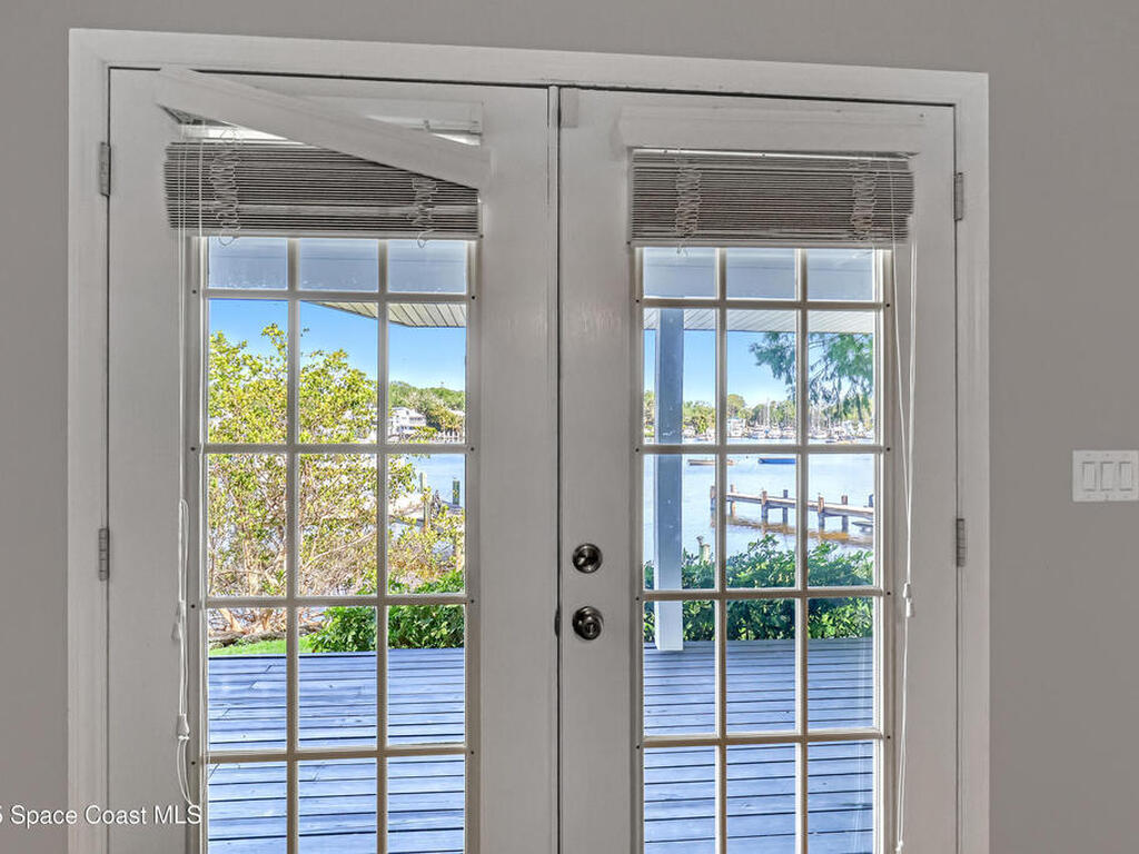 940 W Whitmire Drive, Melbourne, FL 32935