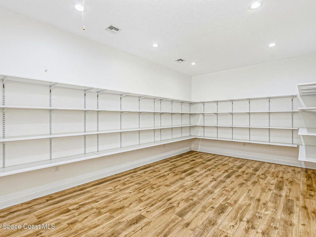 5430 Amy Way, Mims, FL 32754