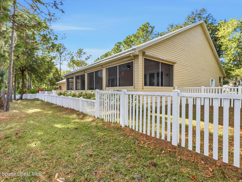 5430 Amy Way, Mims, FL 32754