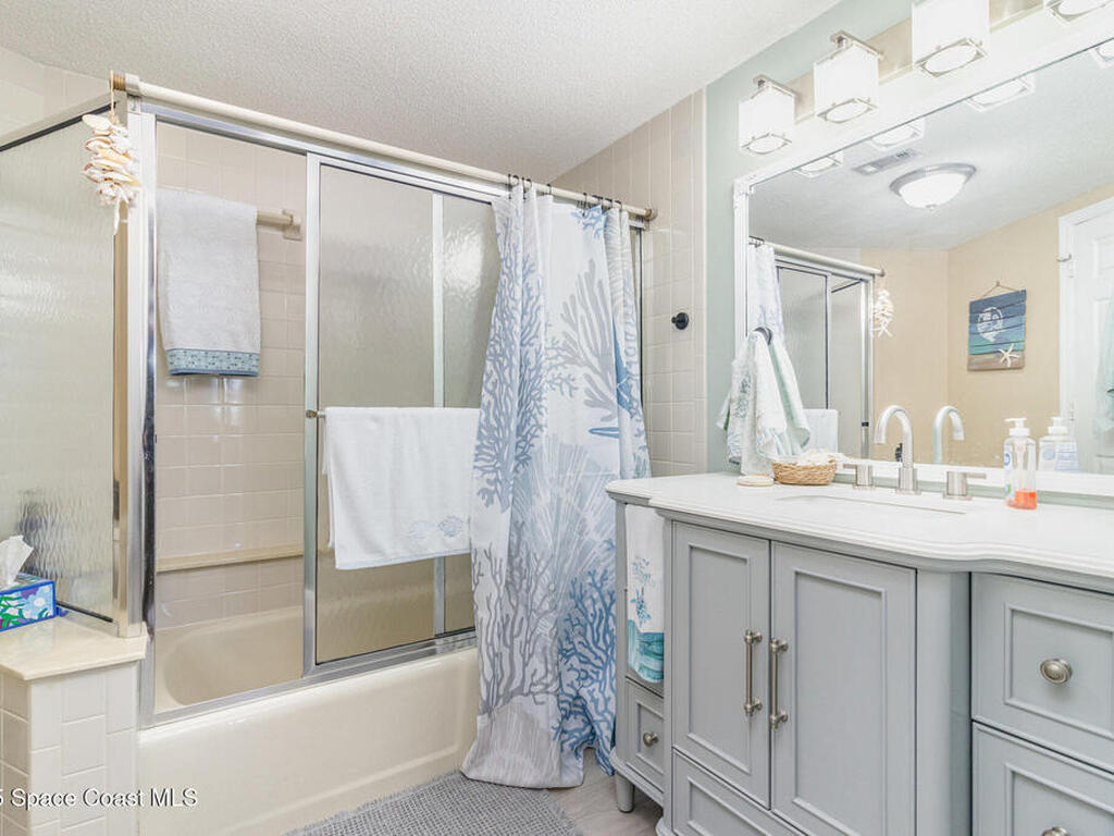 905 N Harbor City Boulevard, Melbourne, FL 32935